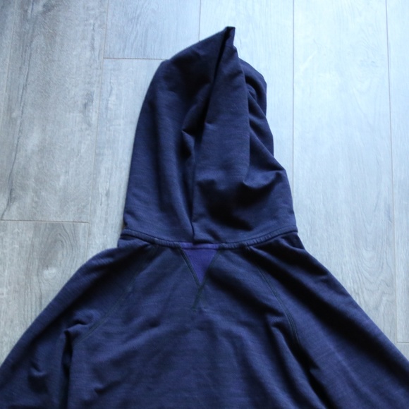 Lululemon Pull Me Over Purple Hoodie - Picture 7 of 8